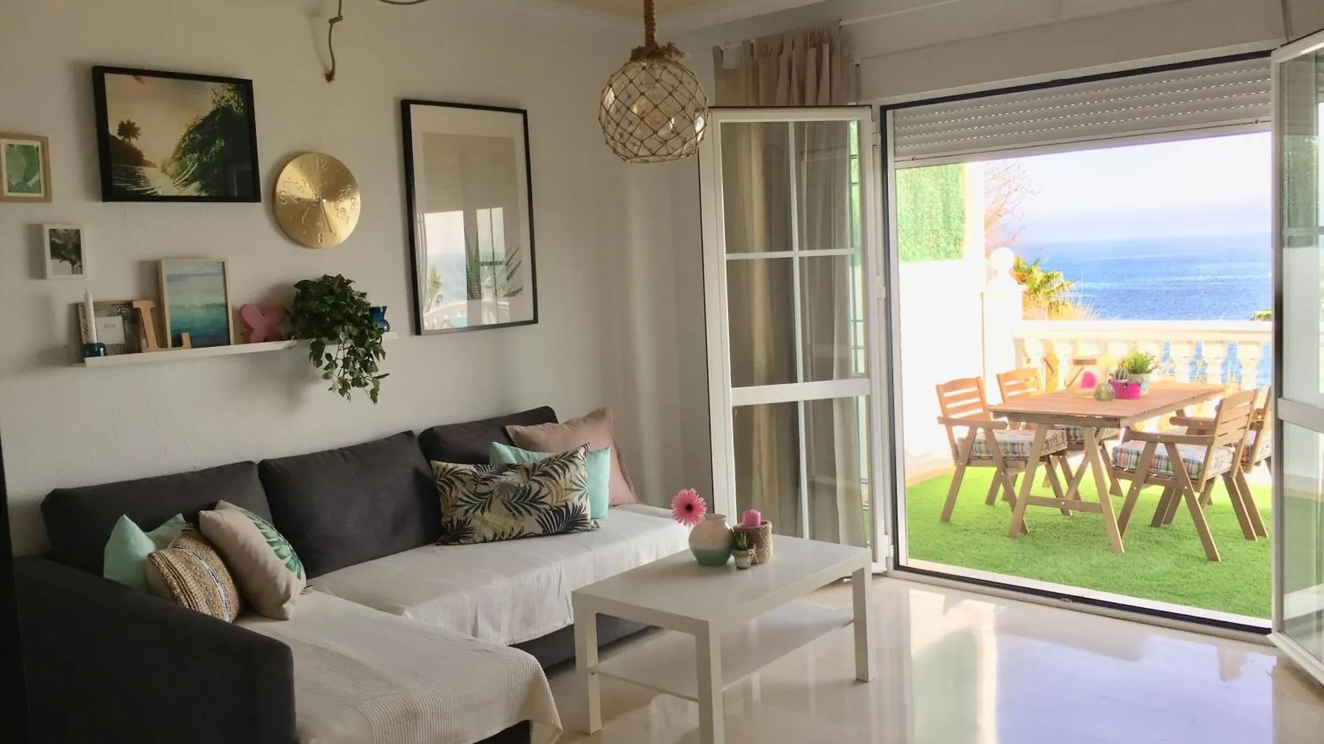 La Perla Beachfront Villa Benalmadena Holiday home